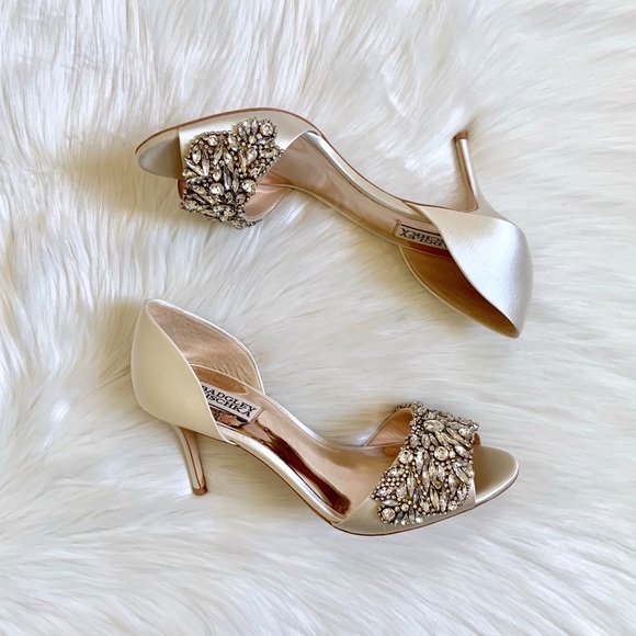 Badgley Mischka Hansen Crystal Embellished Sandal - Picture 5 of 8